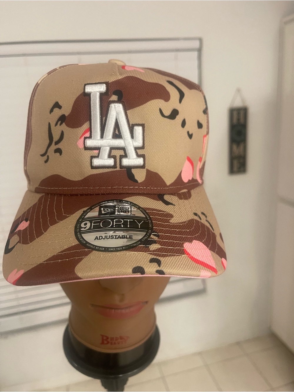 New Era Kids LA Dodgers Camo Cap in Tan, Brown & Pink